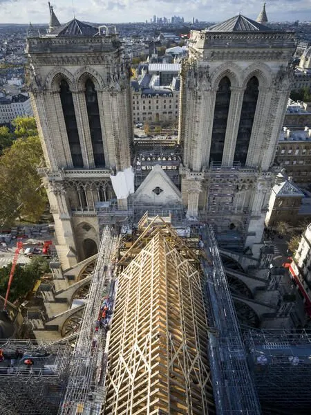 Micro Folies - Le camion numérique Negpos : Notre-Dame de Paris en immersion
