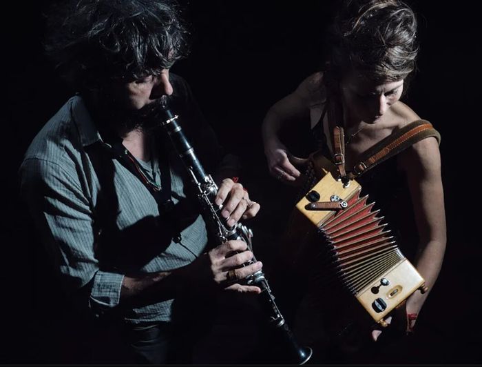 Duo Cabaret - Delaroziere   Troc de chansons