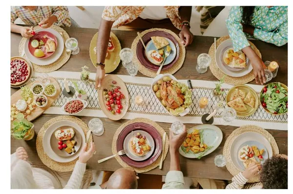 Repas intergénérationnel