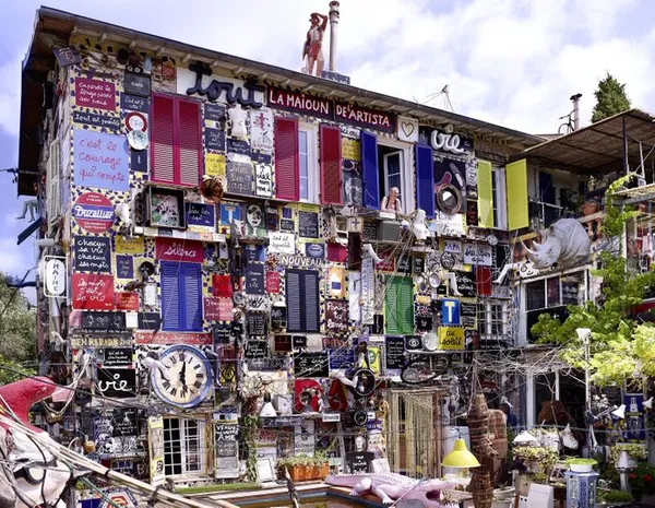 Les mots c’est la vie : Ben envahit la Cité