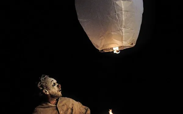 Un spectacle de clown qui met le feu