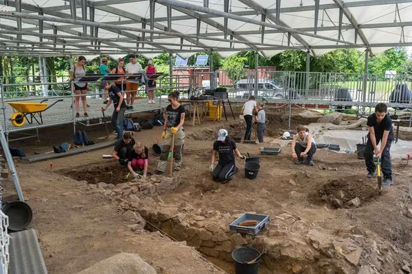 Visite guidée « Actualité de la recherche » du site archéologique de Bibracte