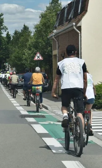 Carvin à vélo, au fil de l'eau.