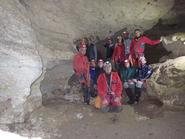 Découverte de la spéléologie et du milieu souterrain