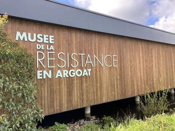 Présentation des nouvelles acquisitions du musée de la Résistance en Argoat