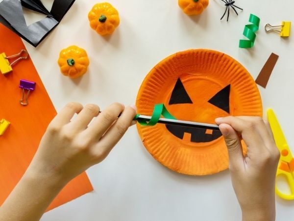 ATELIER DECOS D'HALLOWEEN EN FAMILLE
