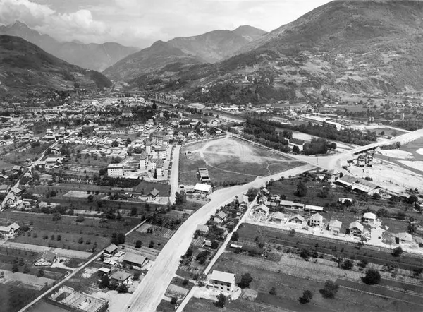 LE CHAMP DE MARS, HISTOIRE D’UN QUARTIER EN MUTATION