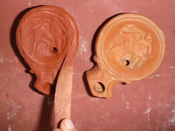 Les gestes et savoir-faire de l'Antiquité : atelier fabrication d'une lampe à huile à la manière des Gallo-Romains