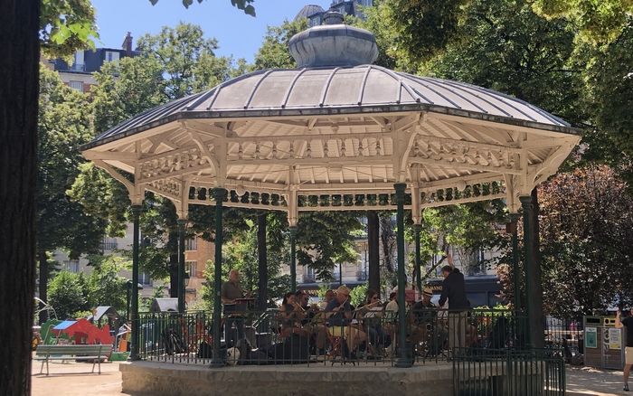 Kiosque en Fête au square Carpeaux