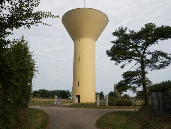VISITE DU CHÂTEAU D'EAU DE L'ECOUBLÈRE - ÉCUEILLÉ (36)