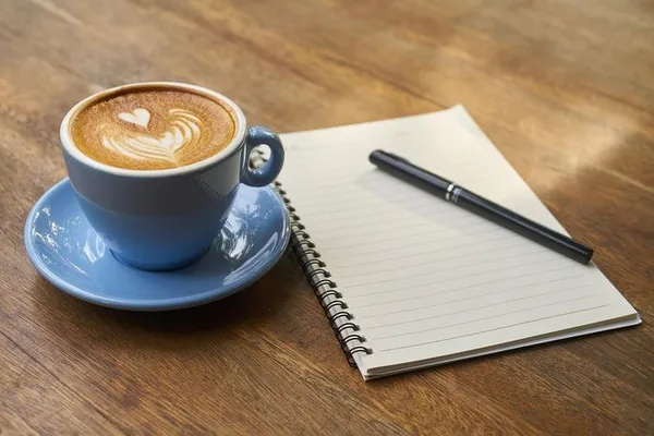 Café IA : comprendre, échanger, expérimenter