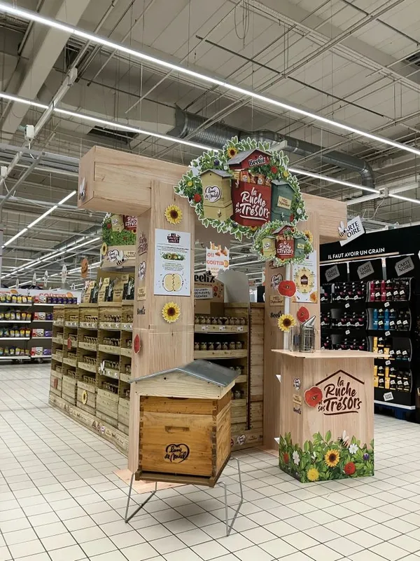 Famille Michaud - Animation et dégustation de miels au Leclerc Saint Médard en Jalles