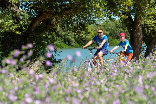 Visite à vélo : tous en selle !