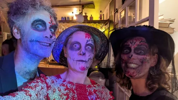 Halloween pour les petits démons au Central Café