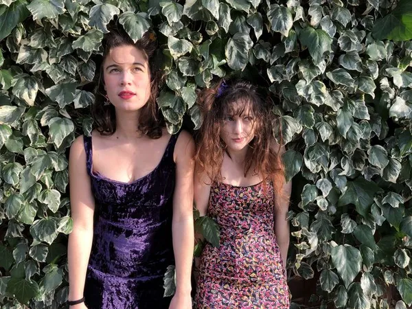 Duo Les Zinzibulantes en concert au Château de Miglos