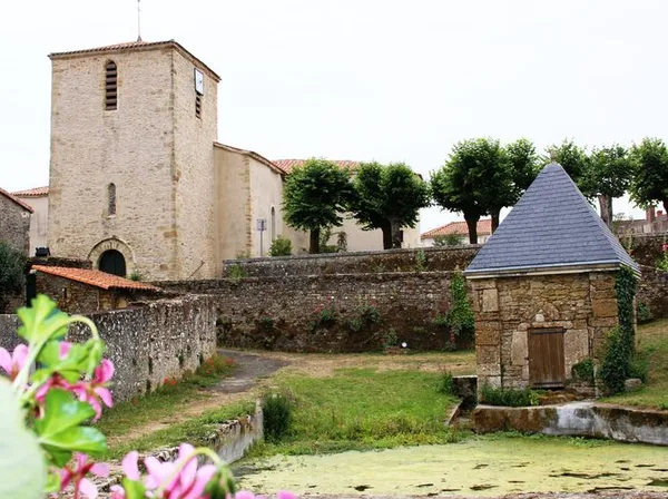Visite guidée église fontaine lavoir