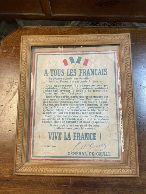 Visite du Château familial ainsi que du Cabinet de travail à Londres d'un « Français libre » en 1940