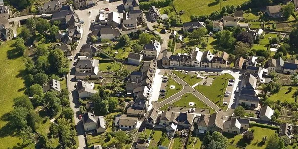 Parcours : Urbanisme programmé : le cas de Rébénacq, sa bastide et ses quartiers