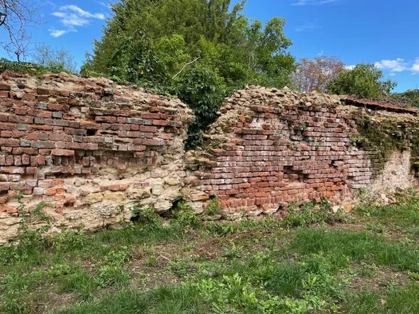 L’ensemble fortifié de Trévoux, du Donjon à la mairie