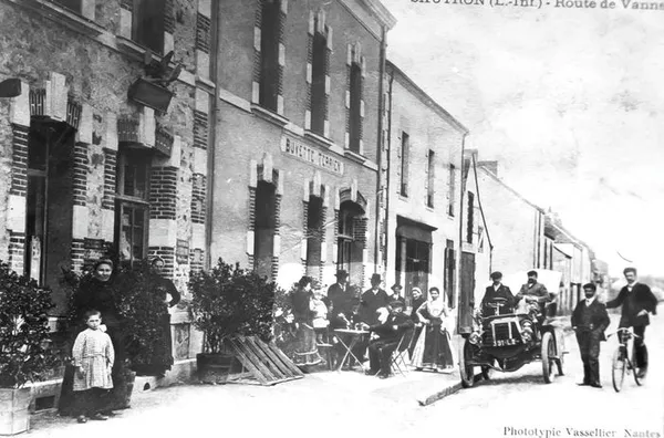 Exposition photos "Sautron, un bourg commerçant depuis le XIXème siècle"