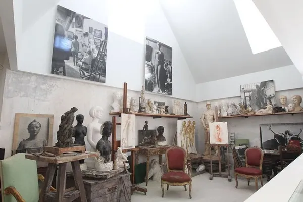 Atelier d’éveil corporel et artistique "Bébé modèle" (2-3 ans)