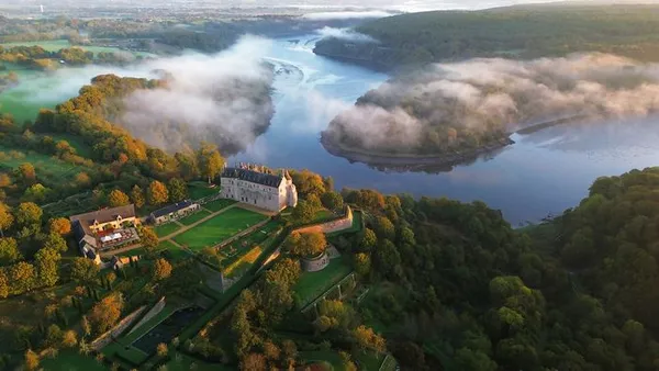 Des paysages médiévaux aux paysages actuels, une approche archéogéographique
