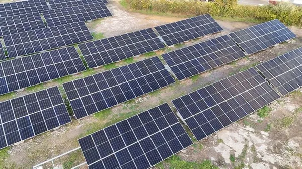 Visite du parc photovoltaïque Chemin des Sources