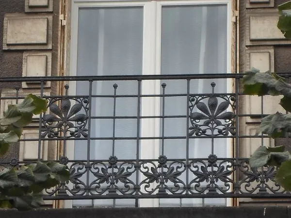 Autun des façades classiques à l’Art Déco.