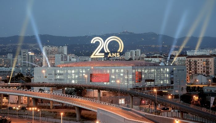 Visites archi spéciales dans "les entrepôts du savoir"