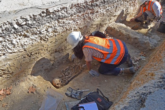 LE CIMETIÈRE OUBLIÉ DE FERRIÈRES