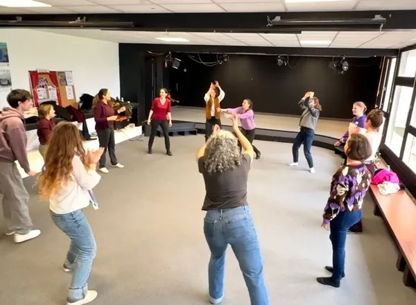 Cours de théâtre Adolescents