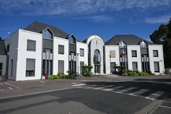 Ouverture de l'Hôtel de Ville