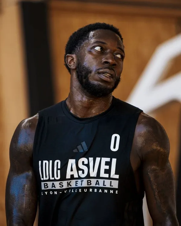 LDLC ASVEL / Etoile Rouge de Belgrade