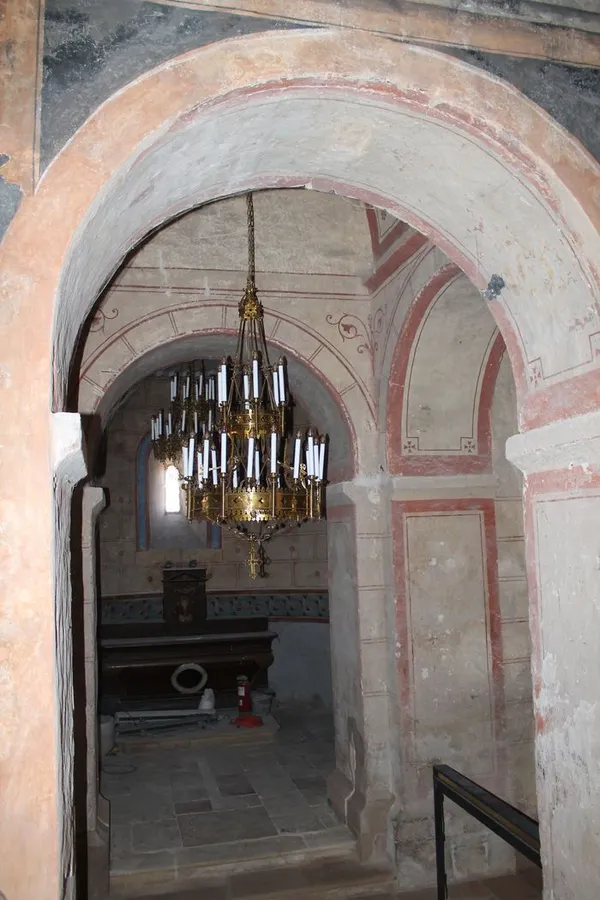 Visite guidée de la chapelle des Morts, un savoir oublié du XXIe siècle