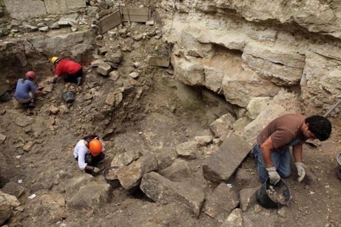 Visite familiale : Sur la piste des archéologues