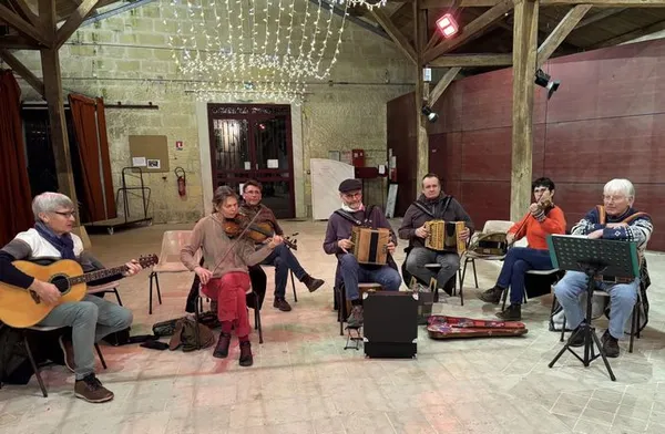 Bal trad scène ouverte