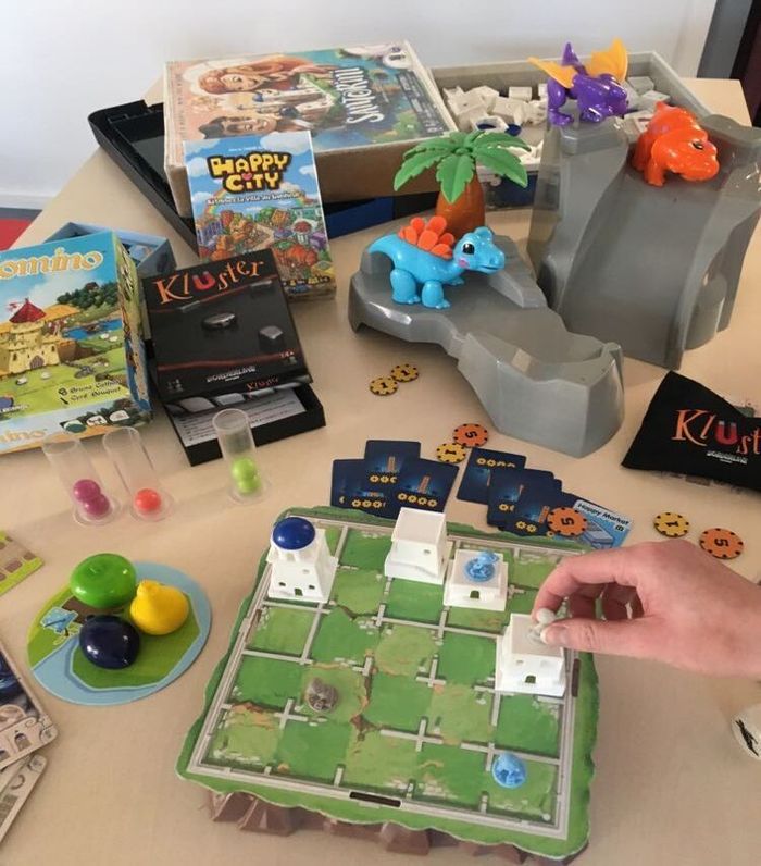 Pendant les vacances, on joue