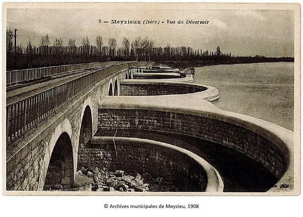 Meyzieu au fil de l'eau : balade à vélo