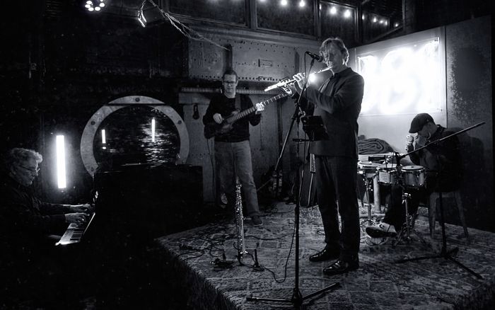 Salsa Meets Jazz