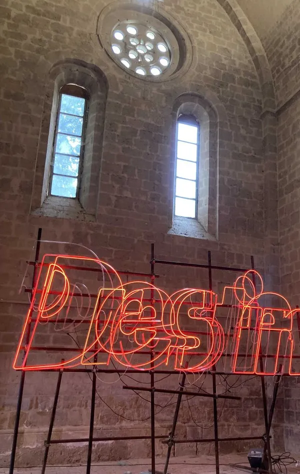 Les clés d’une œuvre d’art contemporain : focus sur « Le sentiment d’intensité » de Rémi Groussin