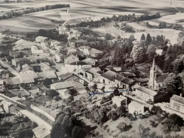À la découverte du faubourg de Cervisy : entre vestiges et restaurations