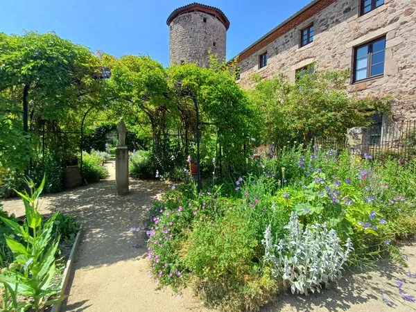 Visite libre et gratuite de l'ensemble musée / jardin remarquable