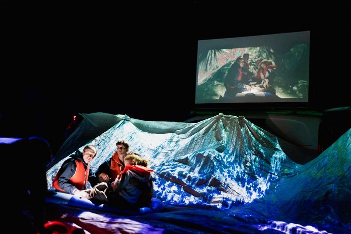 Spectacle « En attendant la Vague » par la compagnie Espèces d’Espace