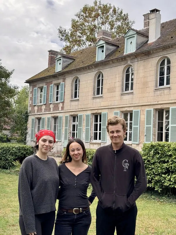 Exposition mêlant photographie, musique et court métrage : « Entre Château et Jardins: Créations in Situ »