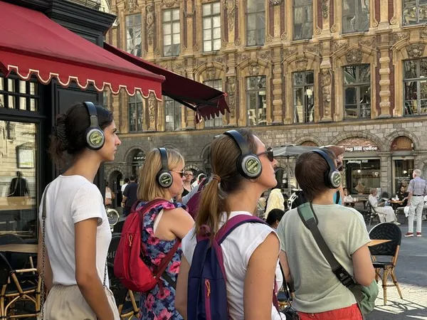 Balade audio immersive à Lille — Passé, présent et futur en français