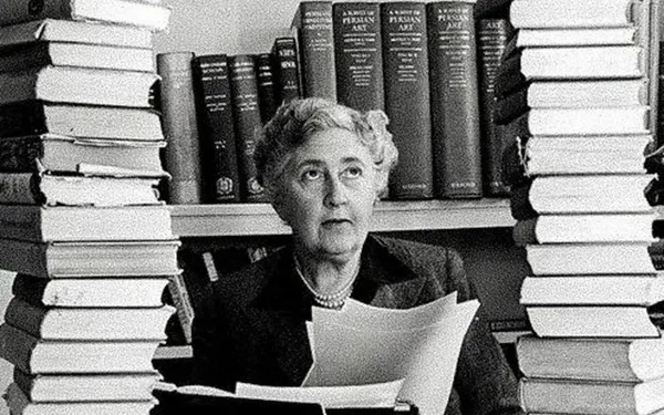 Tea-time et lectures : ambiance Agatha Christie