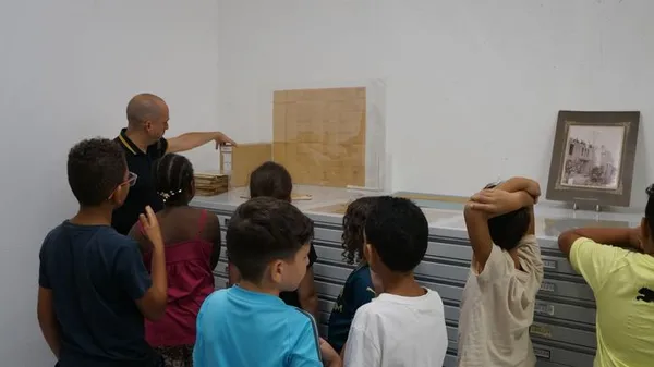 Journée spéciale pour les scolaires : "Levez les yeux" ! Site de Romans