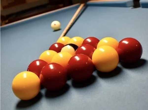 Venez découvrir le billard Blackball