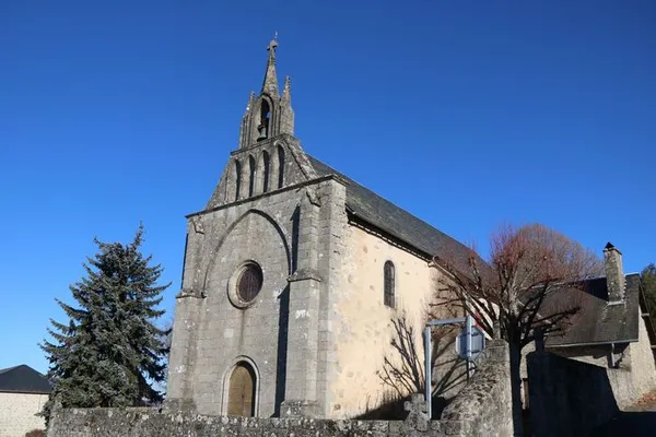 Rencontre avec Aline Gaillard Létrange, restauratrice du patrimoine spécialisée en textile.