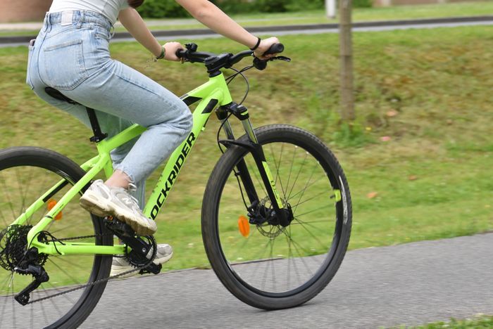 Carvin à vélo, au fil de l'eau.